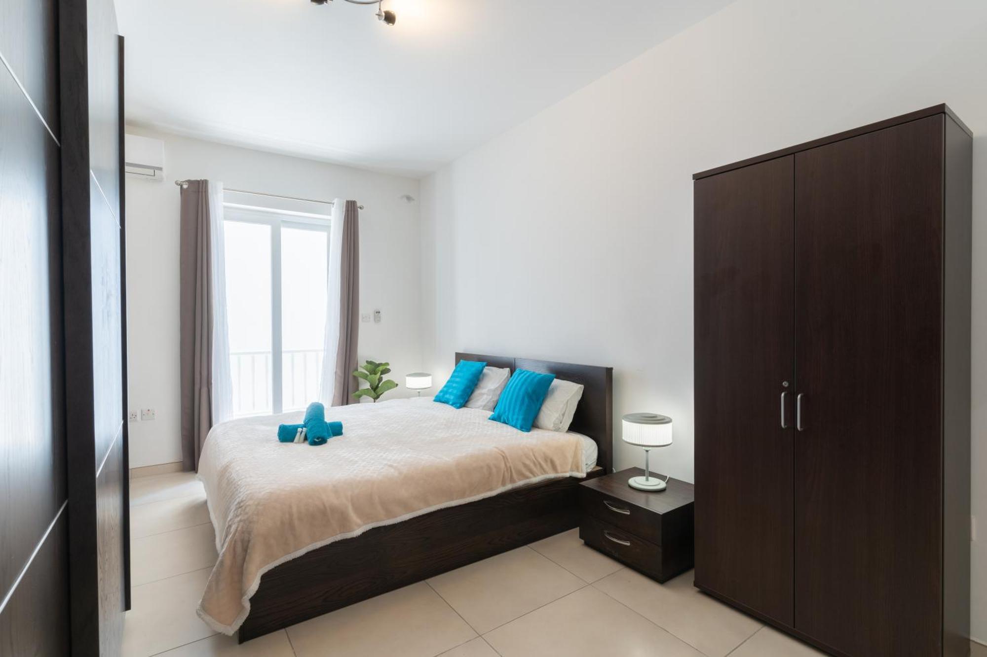 2 Bedroom In Central St Julians Prime Location In Paceville Apt 3 By Vaganza سانت جوليان المظهر الخارجي الصورة