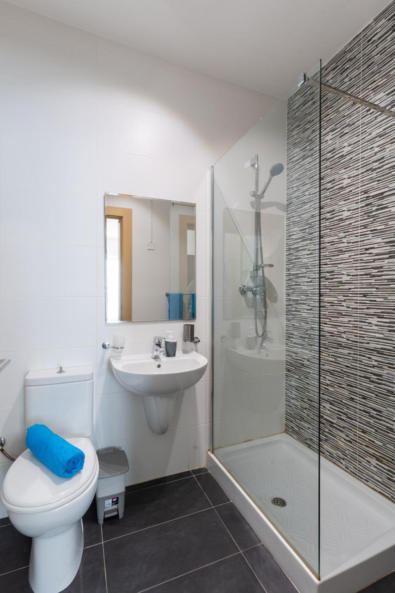 2 Bedroom In Central St Julians Prime Location In Paceville Apt 3 By Vaganza سانت جوليان المظهر الخارجي الصورة