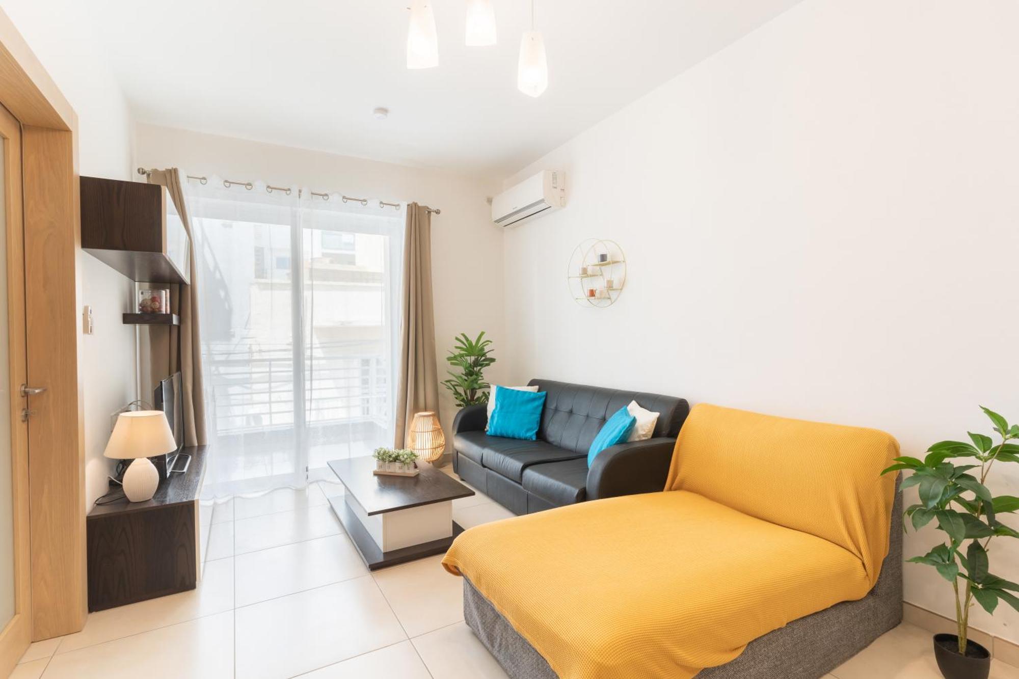 2 Bedroom In Central St Julians Prime Location In Paceville Apt 3 By Vaganza سانت جوليان المظهر الخارجي الصورة