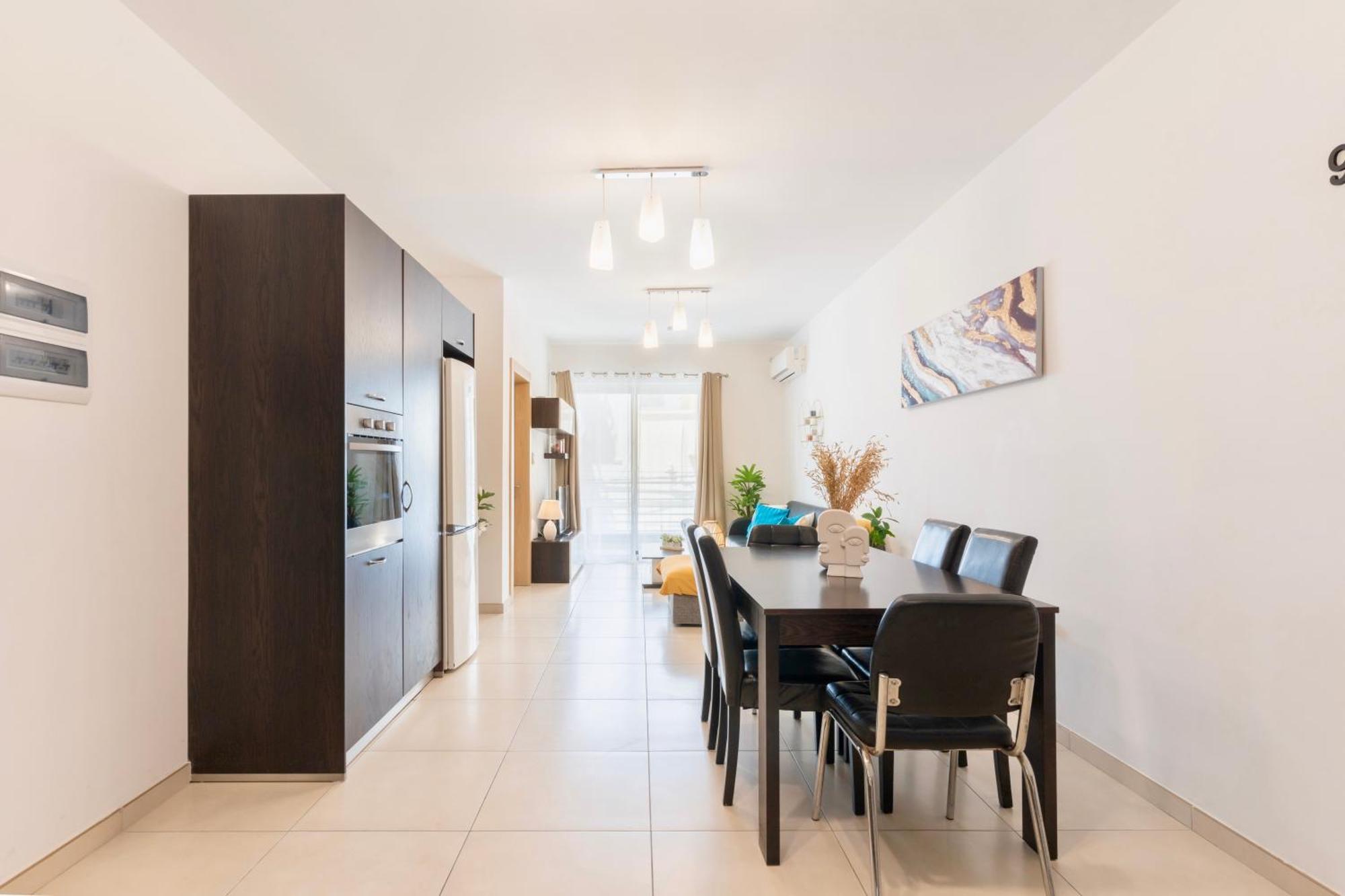 2 Bedroom In Central St Julians Prime Location In Paceville Apt 3 By Vaganza سانت جوليان المظهر الخارجي الصورة